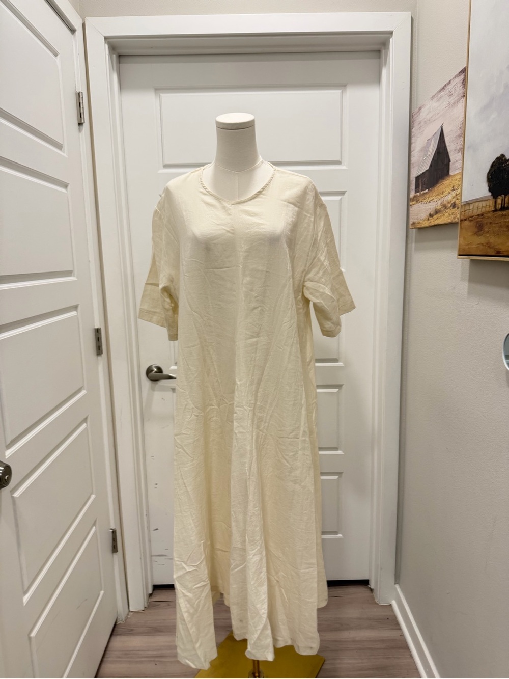 Mimu Maxi Cream Short-Sleeve Midi Frock Dress